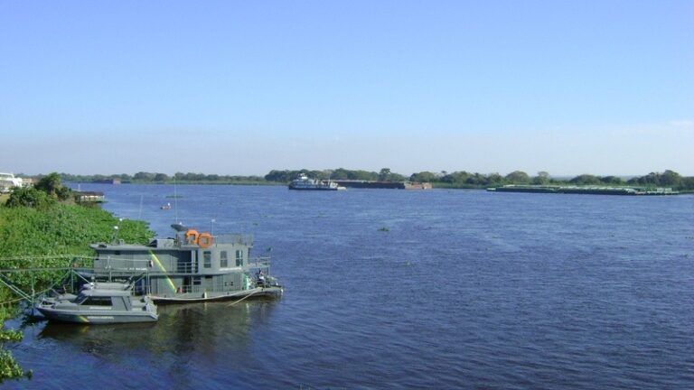 Rio Paraguai mantém níveis normais, mas previsão indica nova queda em MS