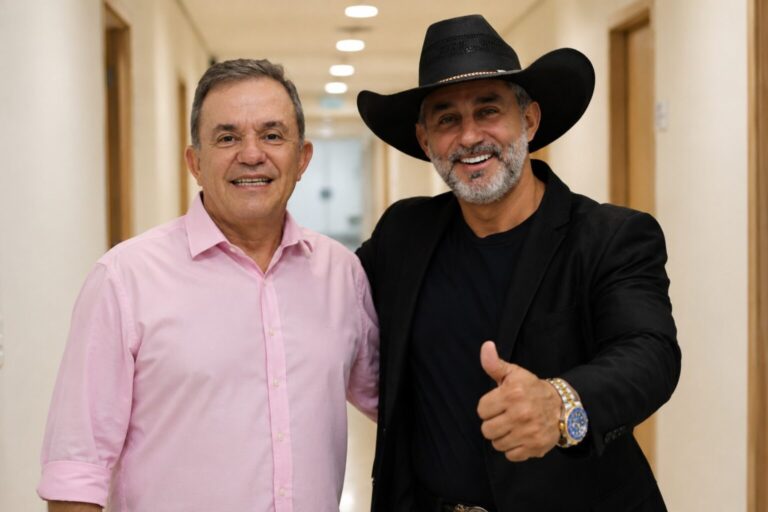 Prefeito do PL faz dobradinha com Vander Loubet e deixa Capitão Contar de fora