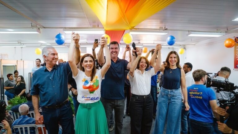 Viviane Luiza inicia campanha para deputada federal em Campo Grande ao lado de Riedel e Azambuja