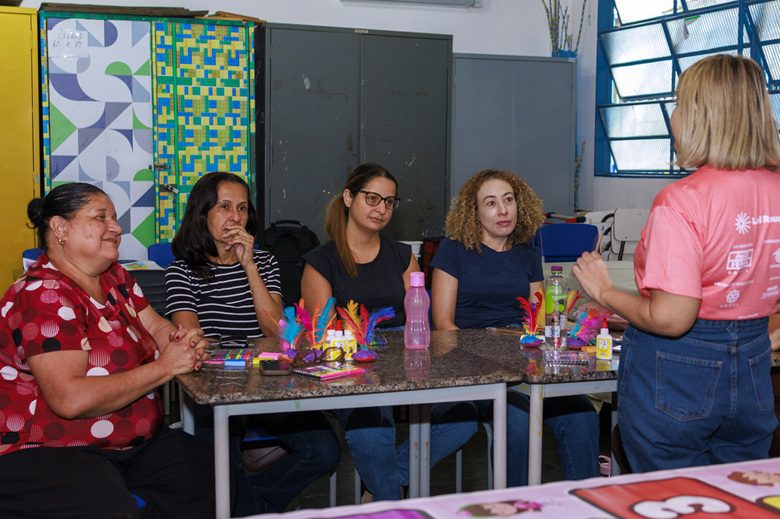 Escola da Reme resgata brincadeiras para alfabetizar crianças 