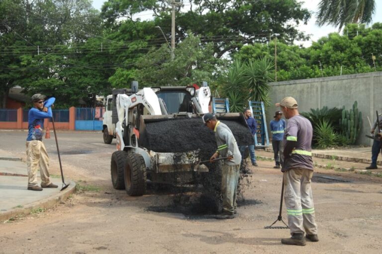 Prefeitura acelera recuperação das vias em Campo Grande