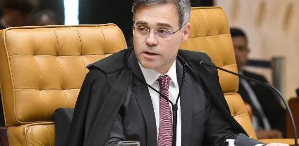 André Mendonça e Daniel Vorcaro durante reunião no Instituto ITER em São Paulo.