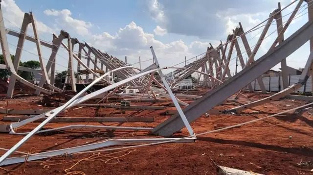 Desabamento de estrutura mata dois trabalhadores em obra no Aero Rancho, em Campo Grande