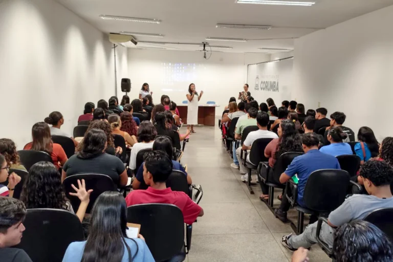 Prefeitura de Corumbá capacita estagiários para atuação no serviço público