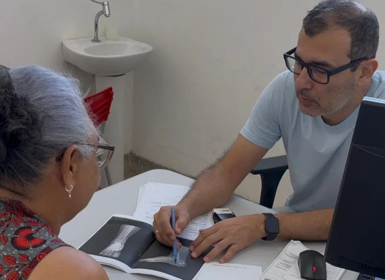 Saúde de Corumbá amplia atendimento com especialistas nos bairros