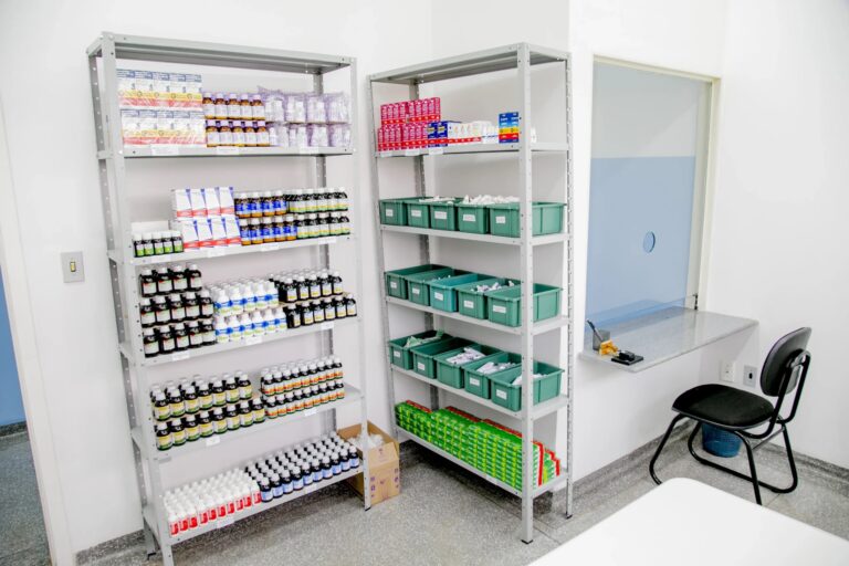 Corumbá reabre farmácia da UBSF Bonifácio Tiaen e amplia oferta de medicamentos