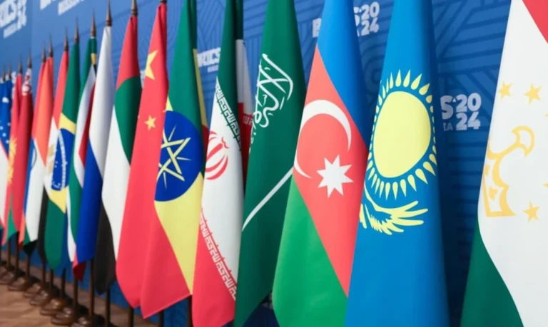 Índia é palco da cúpula do Brics com líderes globais em Nova Delhi