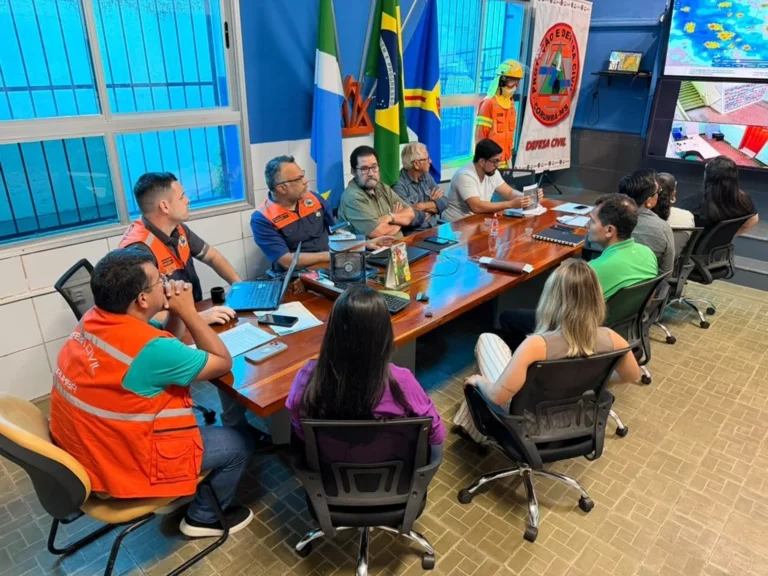 Prefeitura reforça ações para recuperar áreas atingidas por temporal em Corumbá