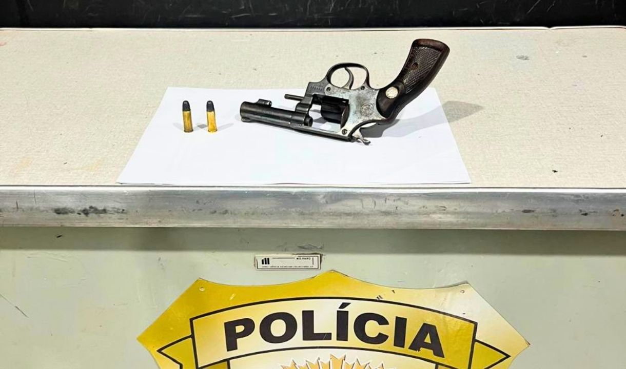 Dois são presos por tripla tentativa de homicídio e polícia apreende revólver em Naviraí