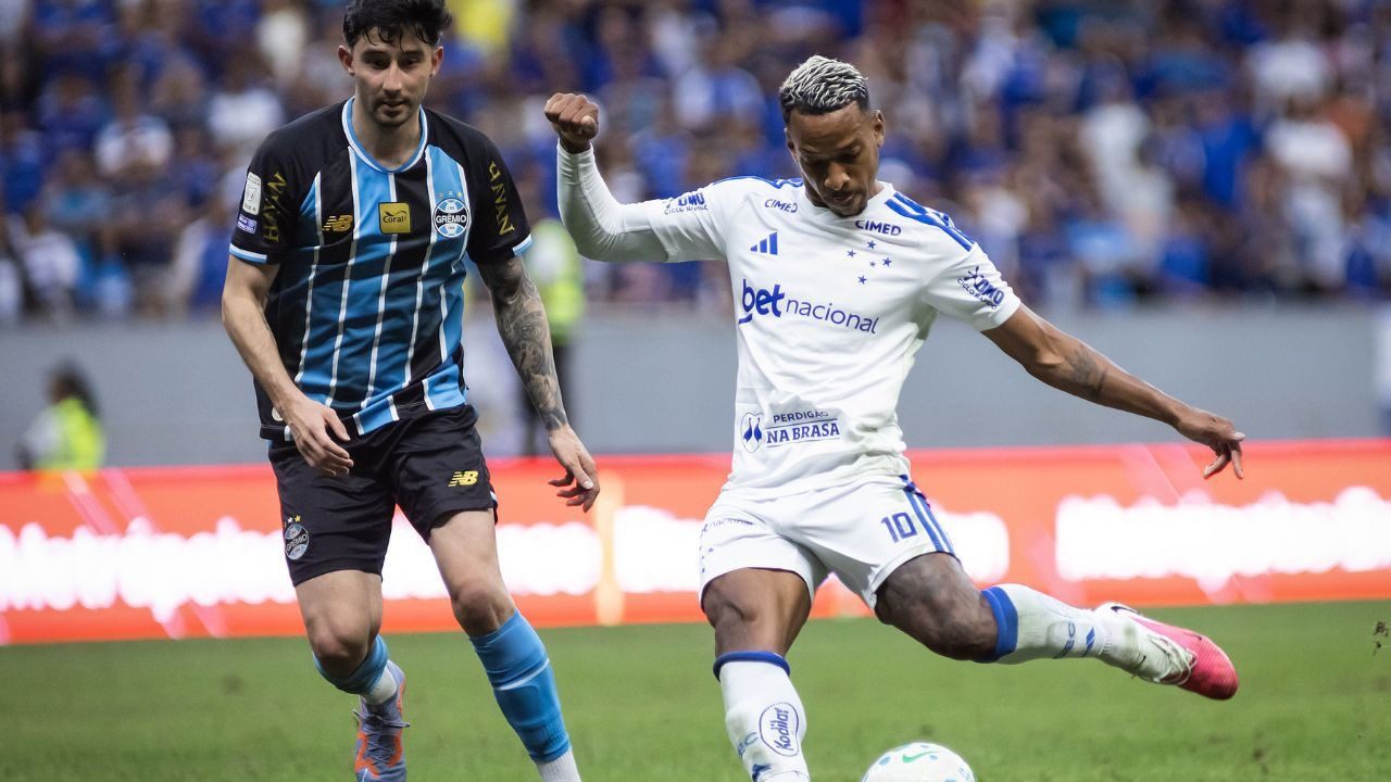 Grêmio perde em casa e segue na zona de rebaixamento