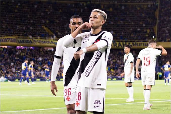 Vasco cala a Bombonera e conquista vitória histórica sobre o Boca Juniors