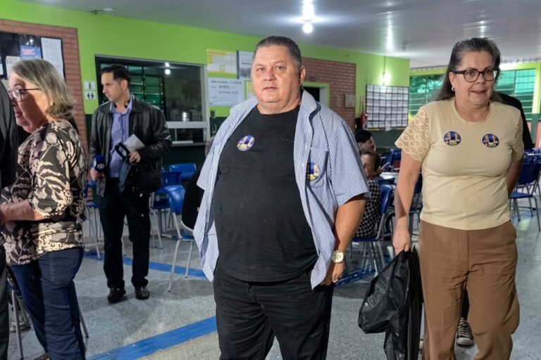 Jeferson Bezerra vota em Dourados e diz que campanha foi de propostas e voto útil