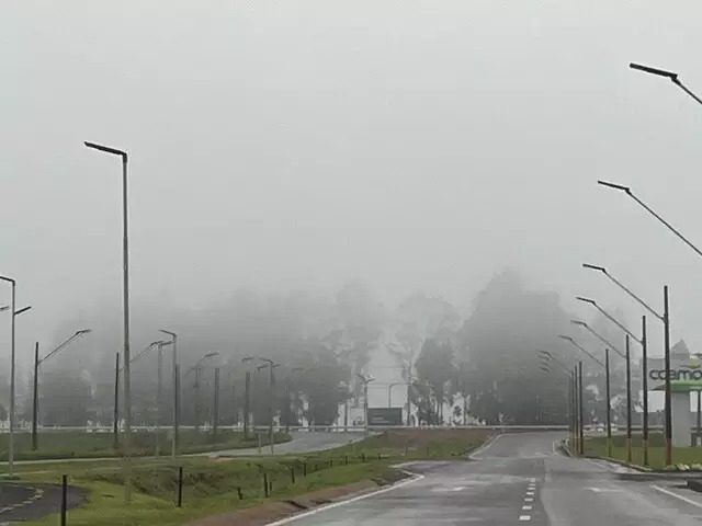 Neblina reduz visibilidade na BR-463 e encobre faixa de fronteira em Ponta Porã