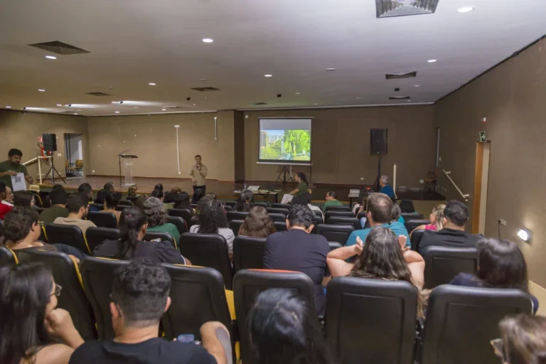 Corumbá anuncia Plano de Arborização Urbana para ampliar área verde