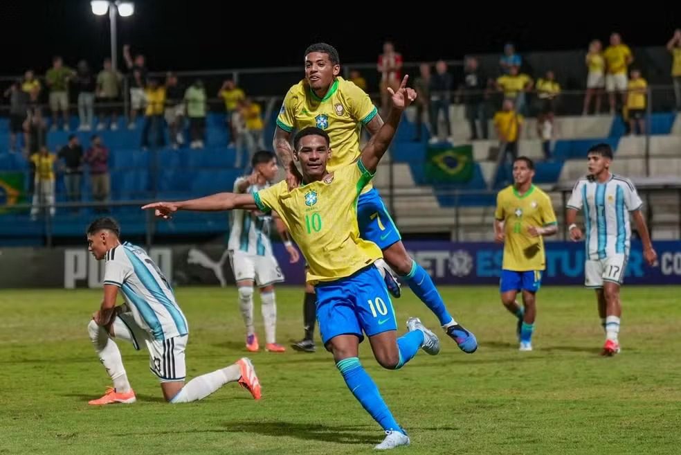 Futebol brasileiro tem três jogadores entre 60 maiores talentos da geração 2009