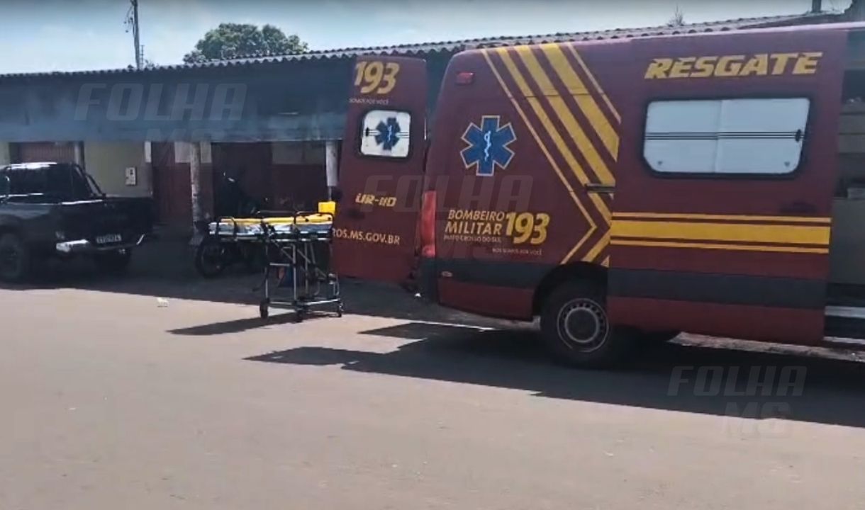 Motociclista de 59 anos fica ferido em colisão na Rua Dom Pedro II
