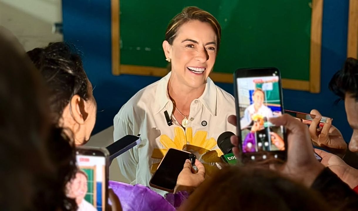Soraya vota em Campo Grande, descarta ministério e diz confiar na reeleição