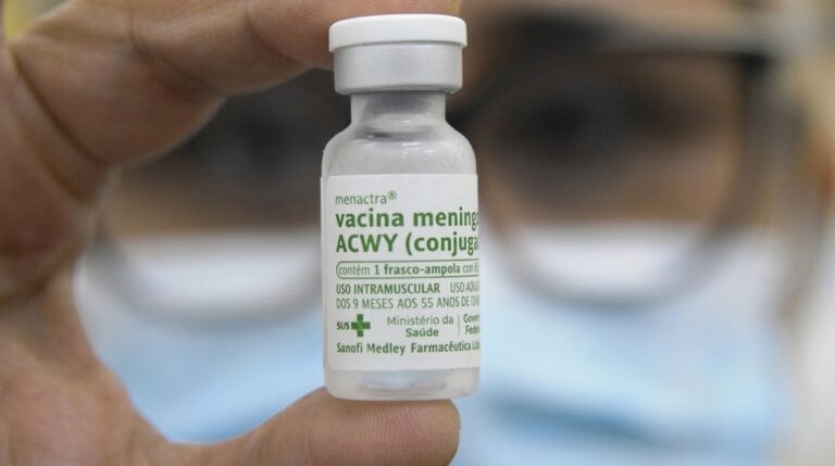 MS amplia vacinação contra meningite para adolescentes de 15 a 17 anos
