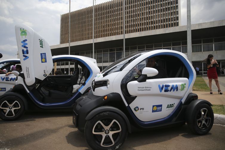 Aberta consulta para novos pontos de recarga de carros elétricos no DF