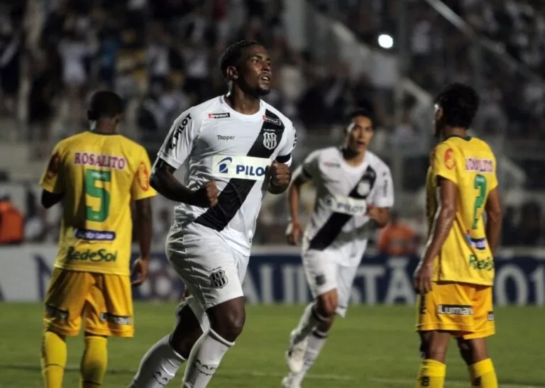 Jogador revelado pelo Vasco, morre em acidente no RJ