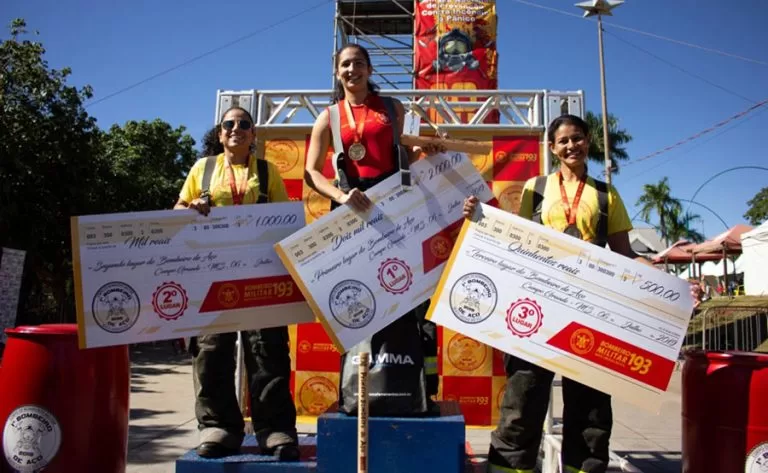 Militar Bombeira de Corumbá conquista 1º lugar na competição “Bombeiro de Aço”