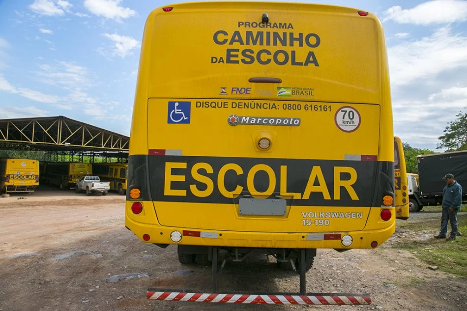 Você está visualizando atualmente Nova frota de ônibus escolar vai atender alunos de Corumbá no segundo semestre