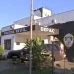 Após participar de festa com amigos, homem é encontrado morto dentro de carro