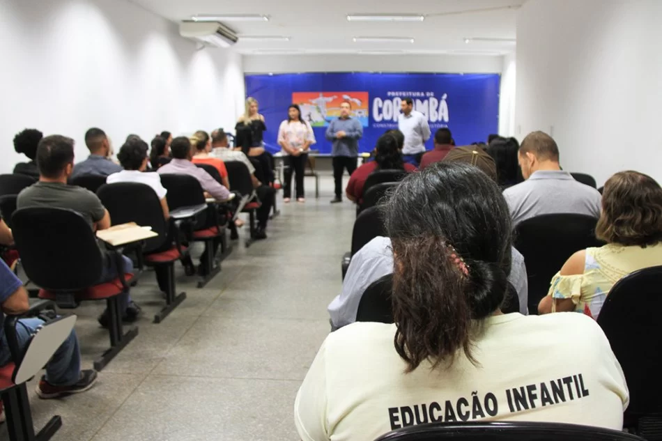 No momento, você está visualizando Mais 19 professores aprovados em concurso são empossados na Educação