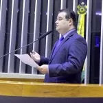 Deputado de MS propõe inclusão nas escolas de disciplina para proteger crianças dos perigos da Internet