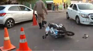 Leia mais sobre o artigo Motociclista fica ferido em colisão entre carro e moto