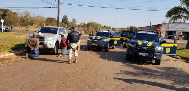 Policial Militar da reserva é preso pela PRF com carregamento de cigarros contrabandeados