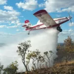 Combate às queimadas se intensificam com apoio de aeronave e bombeiros de Brasília