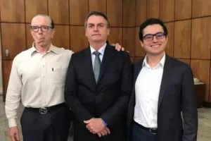Leia mais sobre o artigo Bolsonaro será operado para correção de hérnia