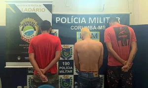 Leia mais sobre o artigo Trio acusado de roubar celular de adolescente em Ladário são identificados e presos