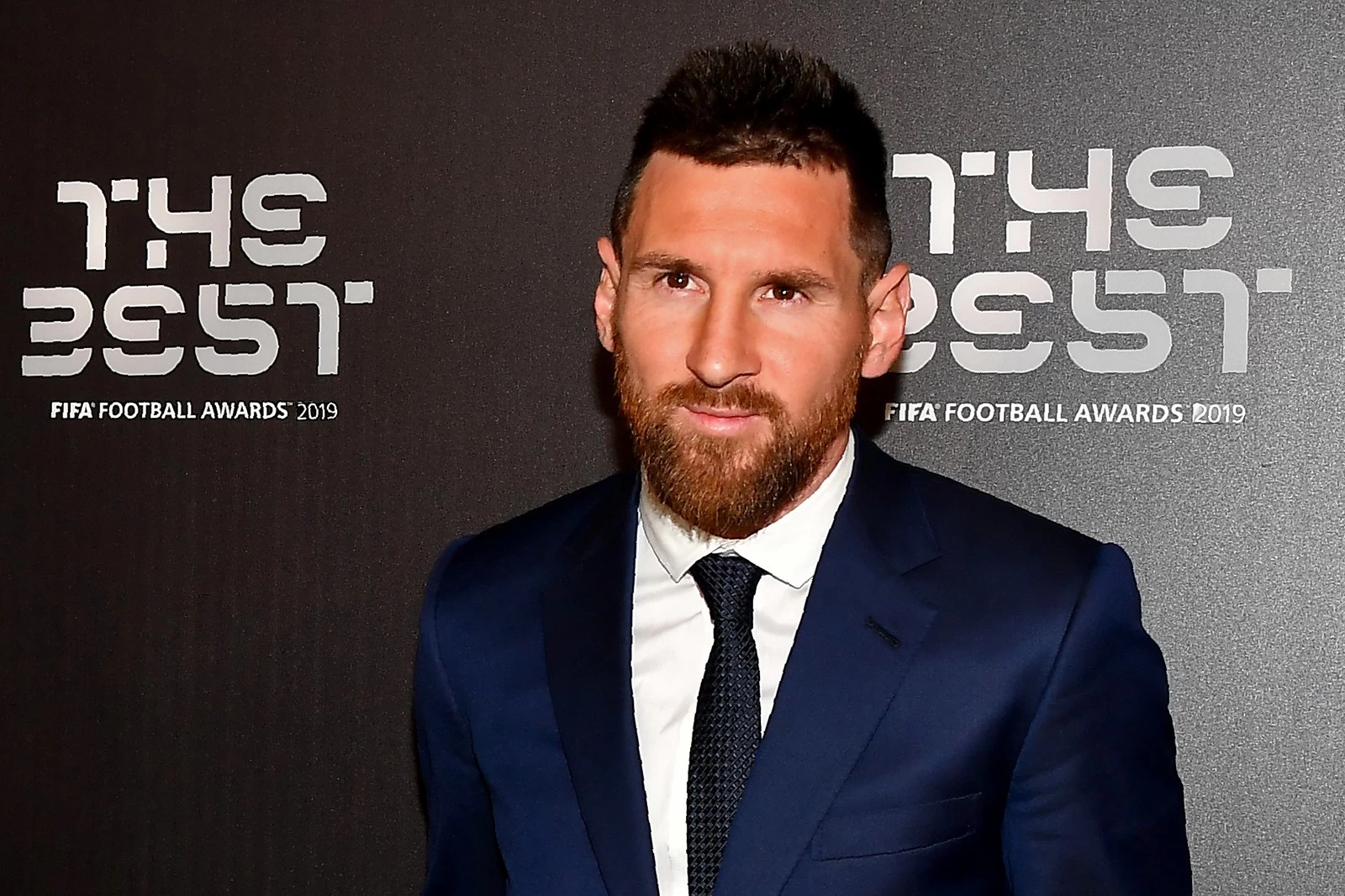 Você está visualizando atualmente Pela sexta vez, Messi é eleito melhor jogador do mundo
