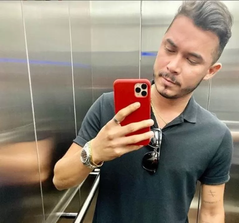 Alvo de operação contra esquema de golpes em empréstimos exibe vida de luxo em rede social