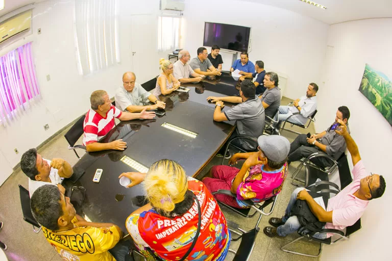 Carnaval 2020: Prefeitura faz primeiro repasse para escolas de samba de Corumbá