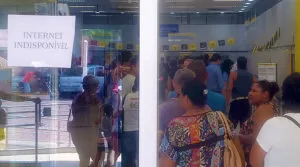 Leia mais sobre o artigo Bancos, comércio e até marcação de consultas e exames são afetos por falta de internet em Corumbá