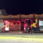 Princípio de incêndio em churrascaria no centro mobiliza equipe do Corpo de Bombeiros