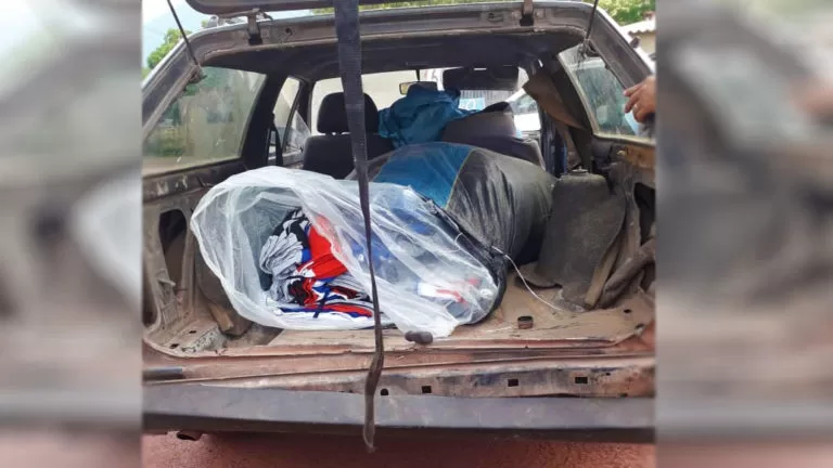 Polícia apreende carro que trafegava com três rodas na parte alta de Corumbá