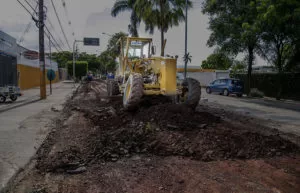 Leia mais sobre o artigo Prefeitura inicia obras de requalificação da Porto Carrero e pavimentação no Vitória Régia