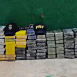 Motorista é preso com 125 Kg de cocaína escondidos em tanque de combustível