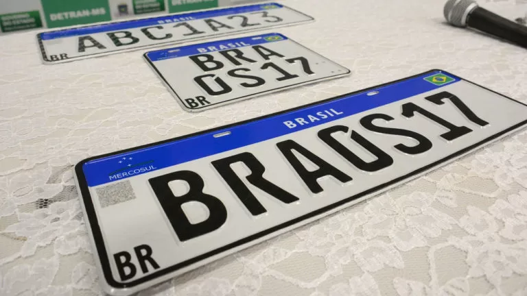 Detran-MS suspende emplacamentos para implantação de sistema da placa Mercosul