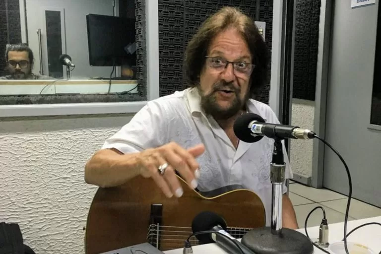 Morre, aos 69 anos, o cantor e compositor Tunai