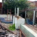 Criança cai em poço de terreno abandonado e morre afogada em cidade de MS