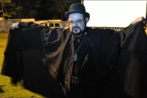 Leia mais sobre o artigo Morre José Mojica Marins, o Zé do Caixão, aos 83 anos