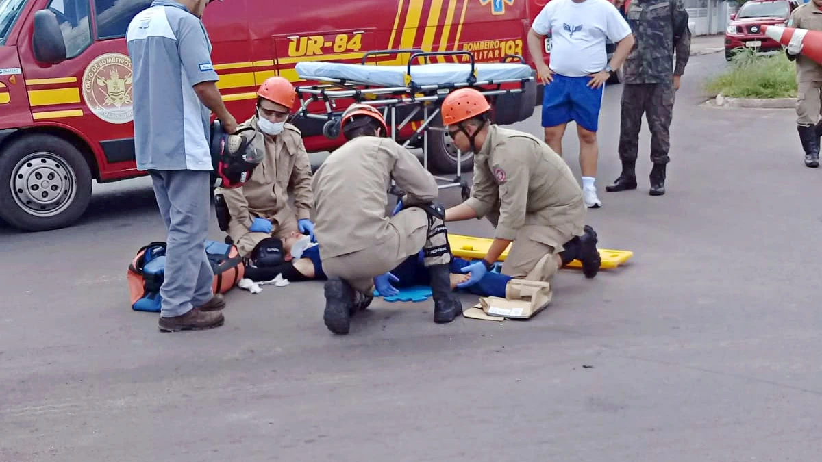 Você está visualizando atualmente Acidentes de trânsito mobilizam equipes dos Bombeiros