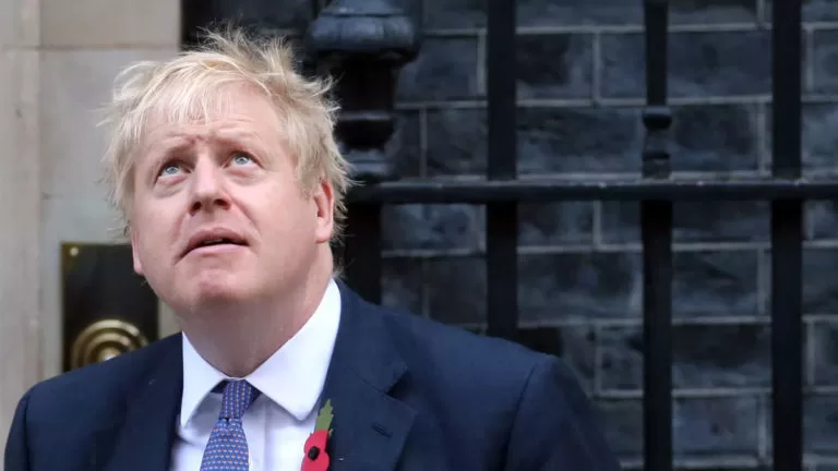 Primeiro Ministro britânico anuncia que foi infectado pelo Coronavírus