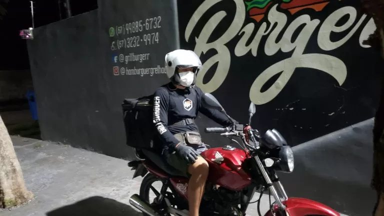 Novo decreto reduz expediente do comércio e autoriza trabalho Delivery até as 22 horas em Corumbá