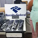 Em liberdade condicional, mulher é presa ao tentar entrar no Brasil com 3Kg de cocaína